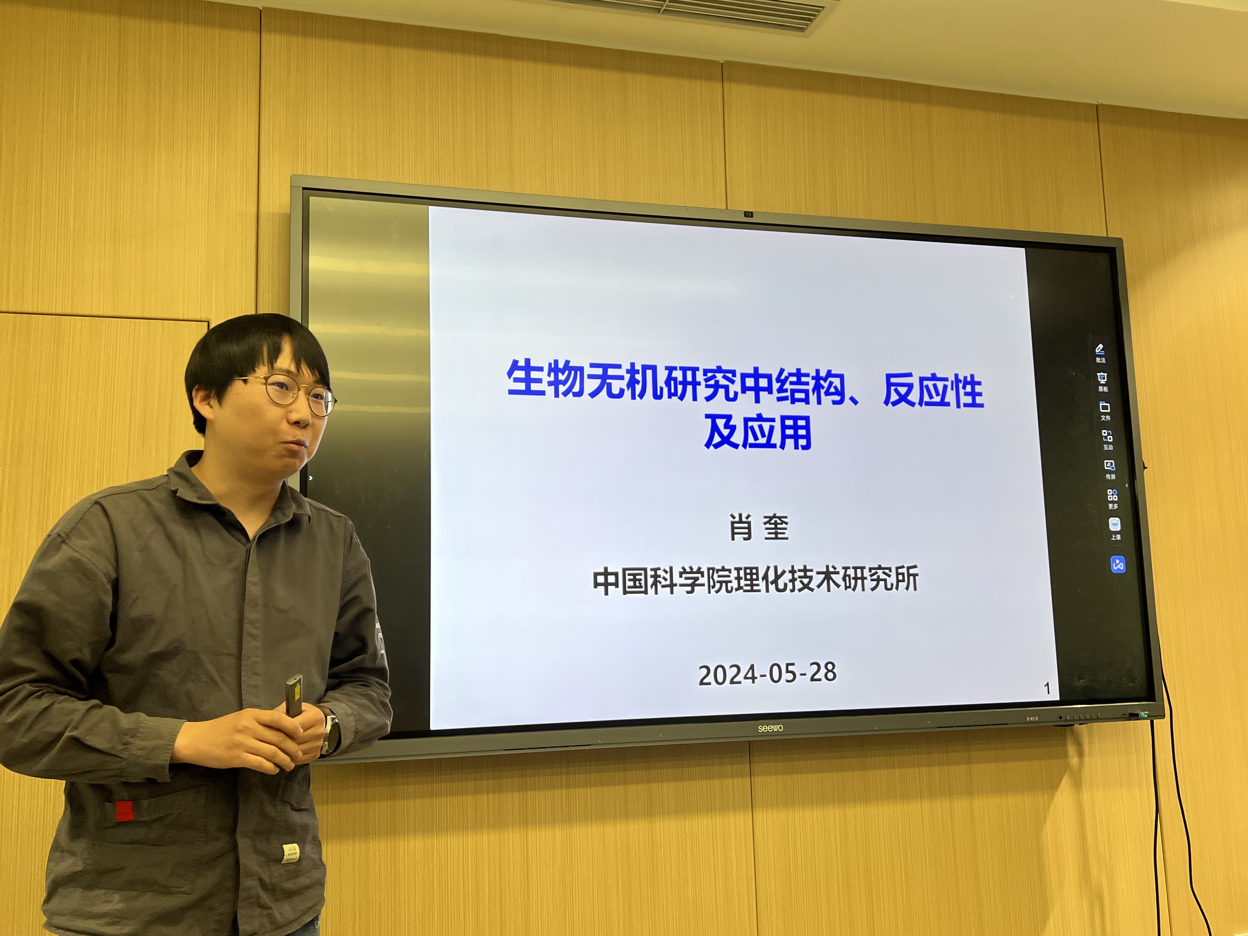 d79036fcdf354f1b8322456dba324331.jpg d79036fcdf354f1b8322456dba324331.jpg